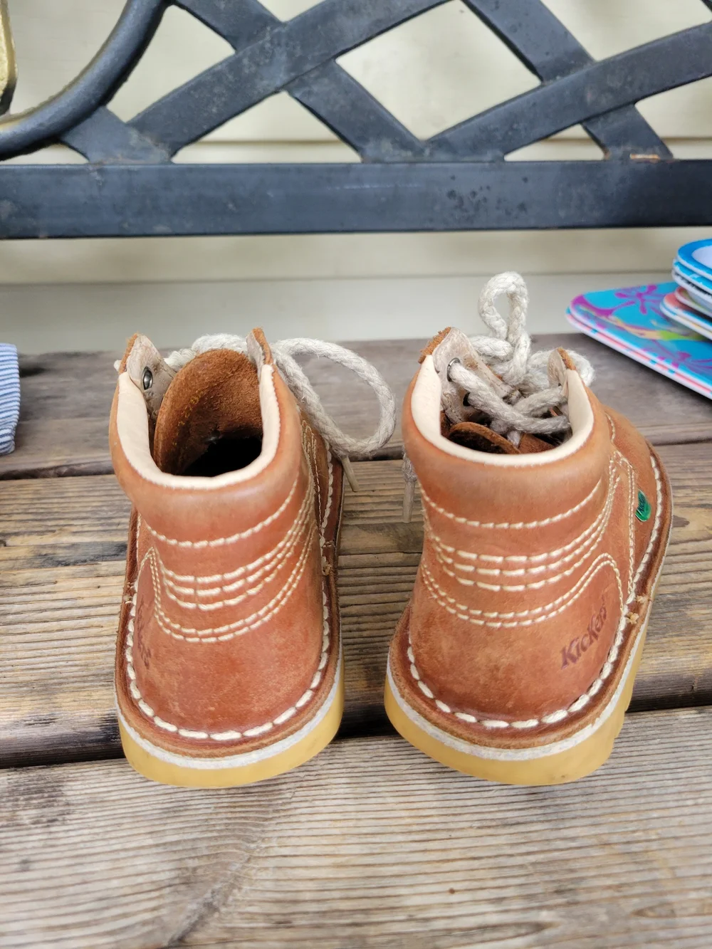 Kickers Kids Sz 25 / 8c Brown Leather Kids Lace-Up Boots W/ Leather tag